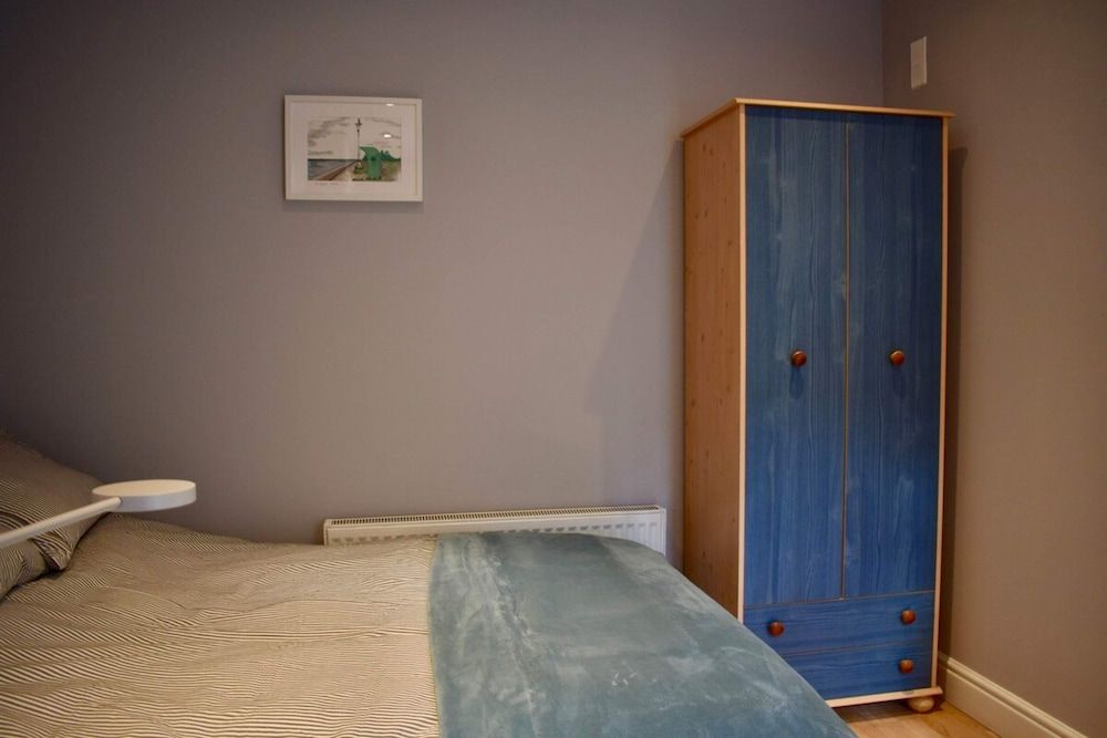 undefined Charming 2 Bedroom Cottage in Central Location 7