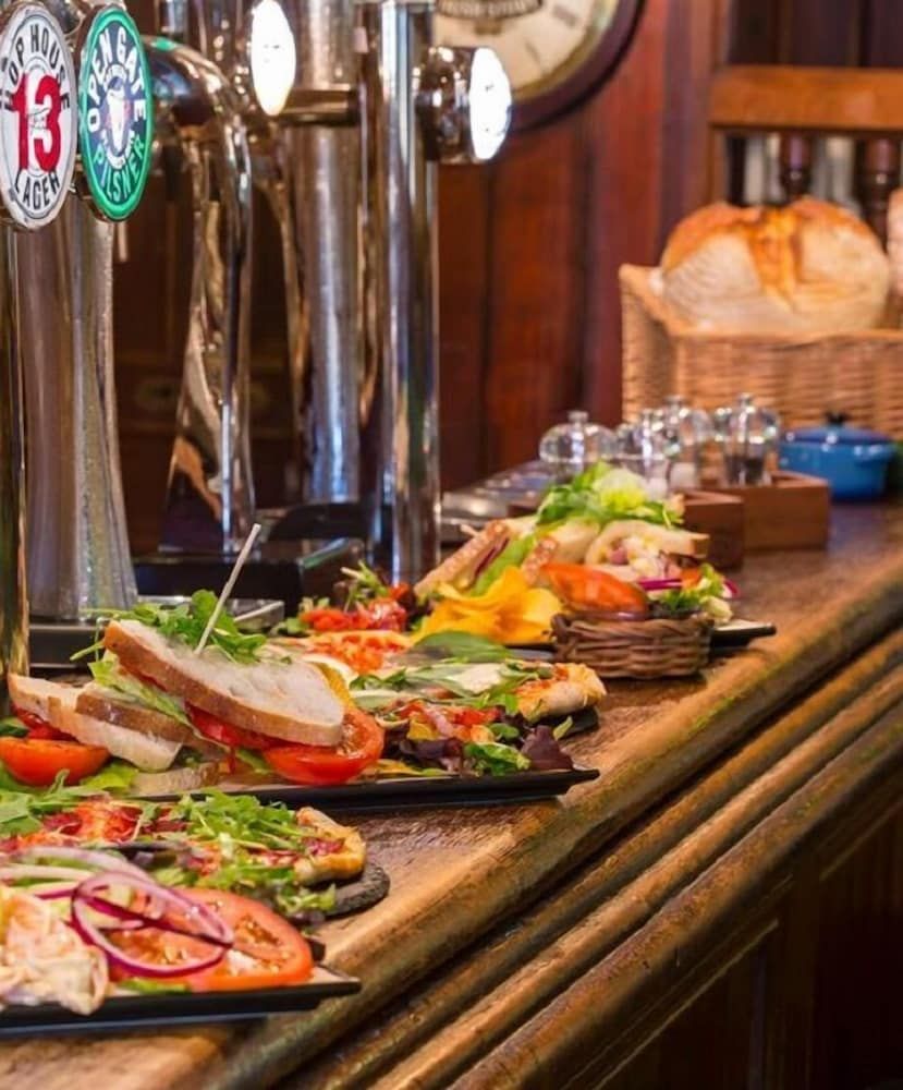 undefined McGettigan's Townhouse 9