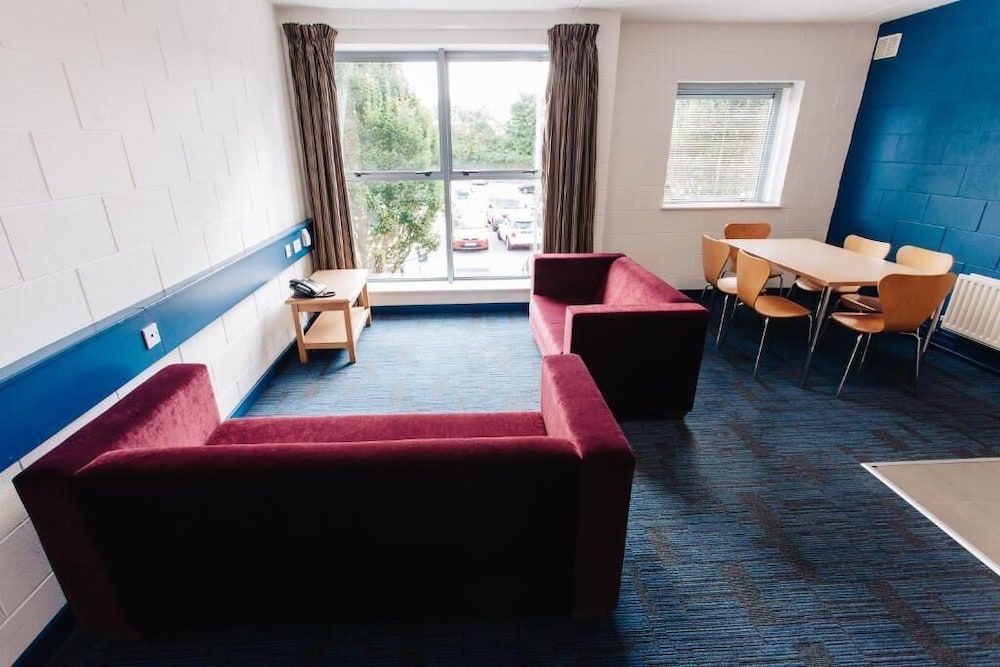 DCU Apartments Basic Apartment, 5 Bedrooms 7