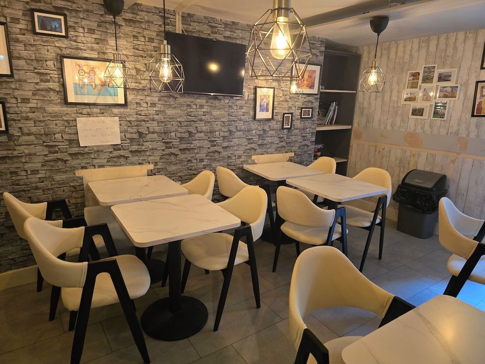 undefined Double Bedroom Studio 10