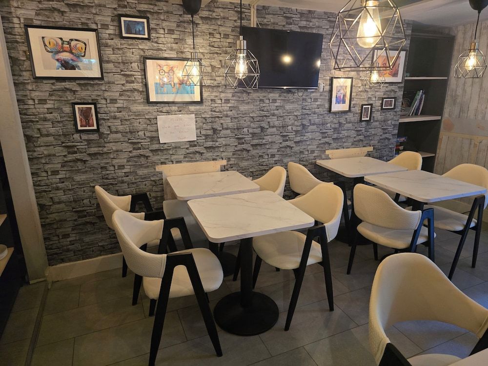 undefined Double Bedroom Studio 9