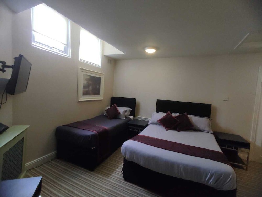 undefined Double Bedroom Studio 4