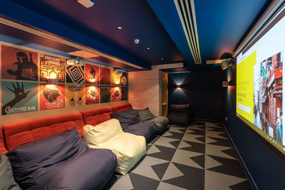 undefined Dominick Place 6