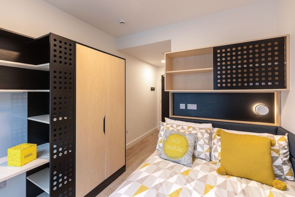 undefined Dominick Place