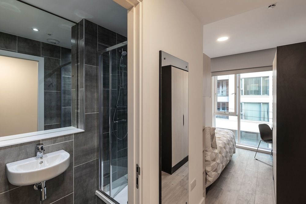 undefined Dominick Place 3