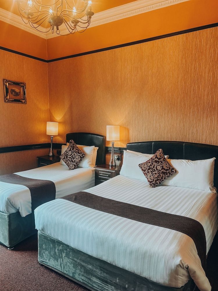 undefined Russell Court Hotel 9