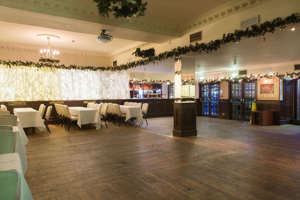 Banquet hall