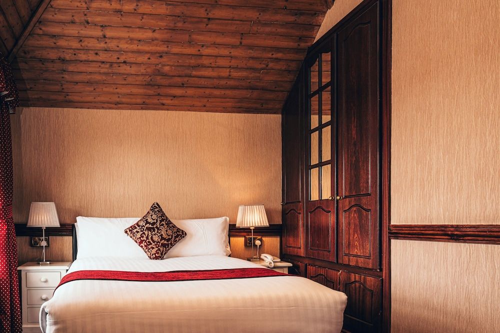 undefined Russell Court Hotel 4