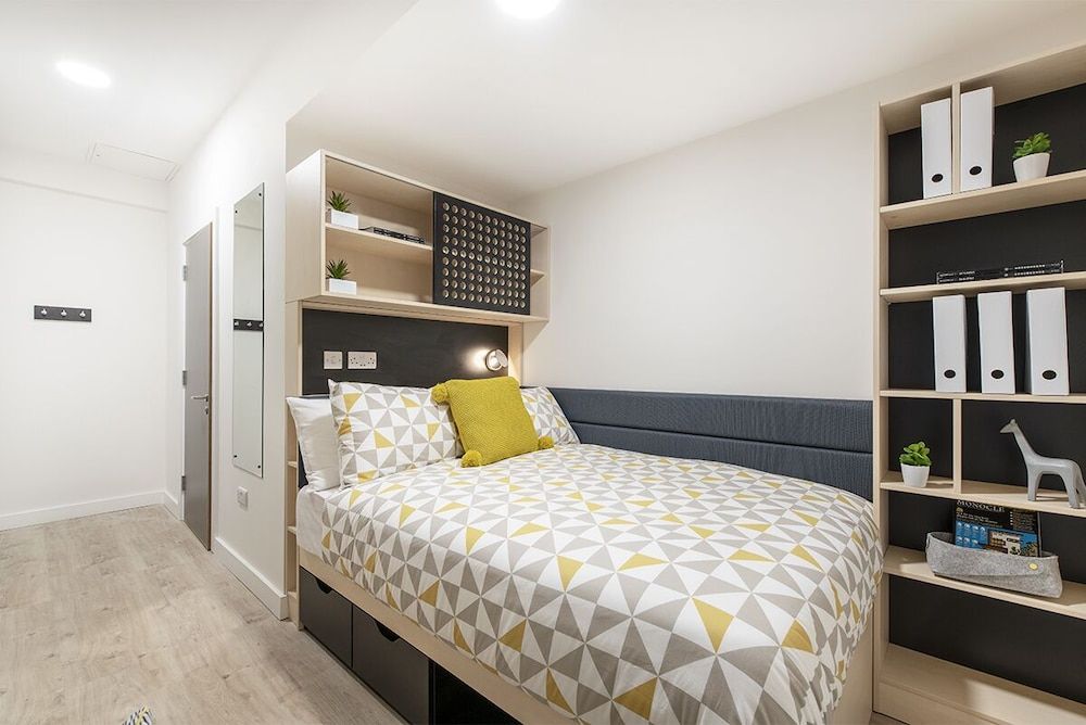 undefined Destiny Student - Dominick Place 2