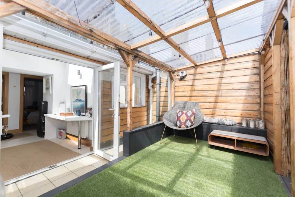 undefined Stunning 3 Bedroom House in Dublin With Courtyard 7