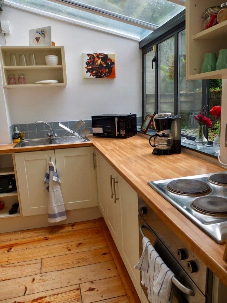 undefined Spacious 3 Bedroom Family Home in North Strand 3