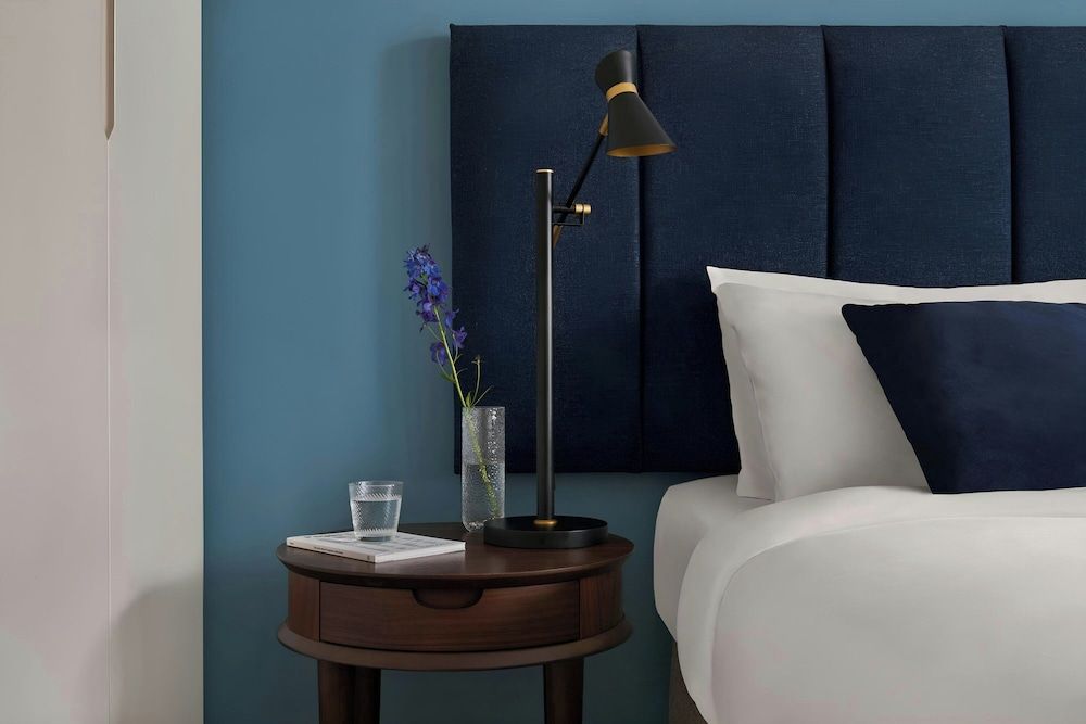 Sonder by Marriott Bonvoy Britain Quay Apartments Grand Canal Square Apartment, 1 Bedroom, Balcony 10