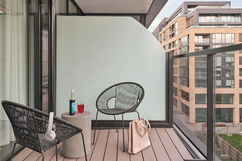 undefined Sonder by Marriott Bonvoy Britain Quay Apartments Grand Canal Square 9