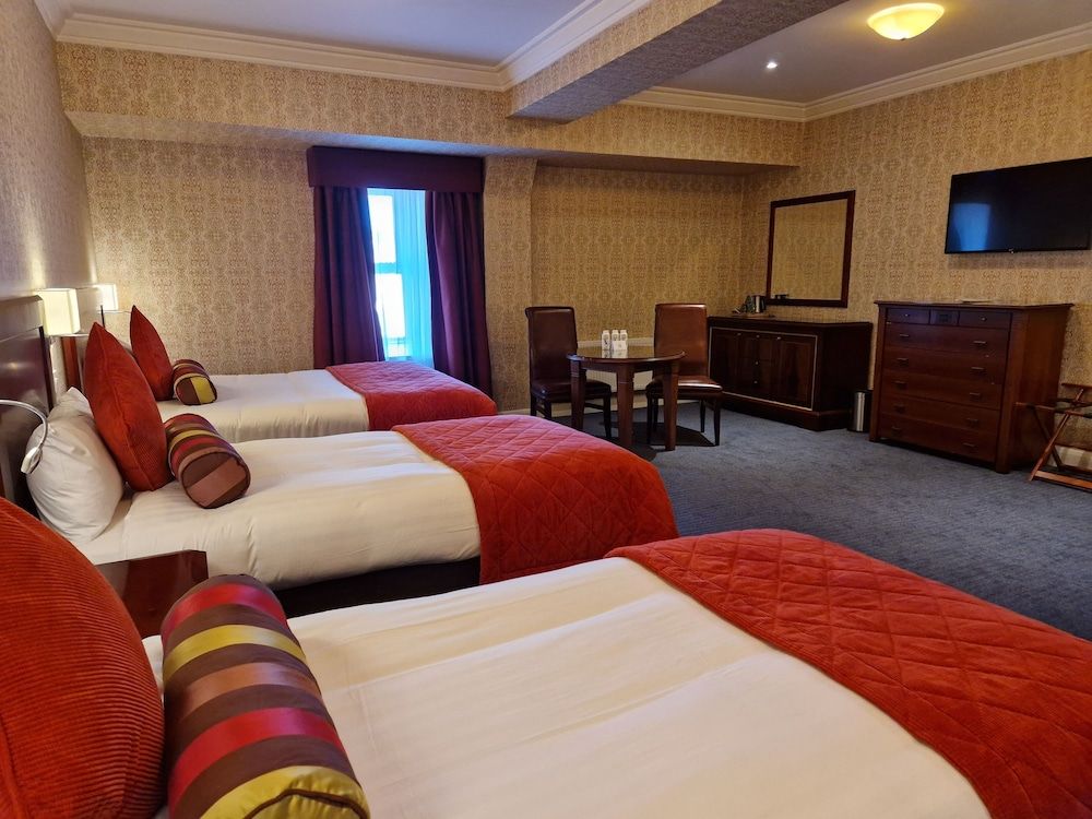 Classic Triple Room, Multiple Beds, Non Smoking, Ensuite
