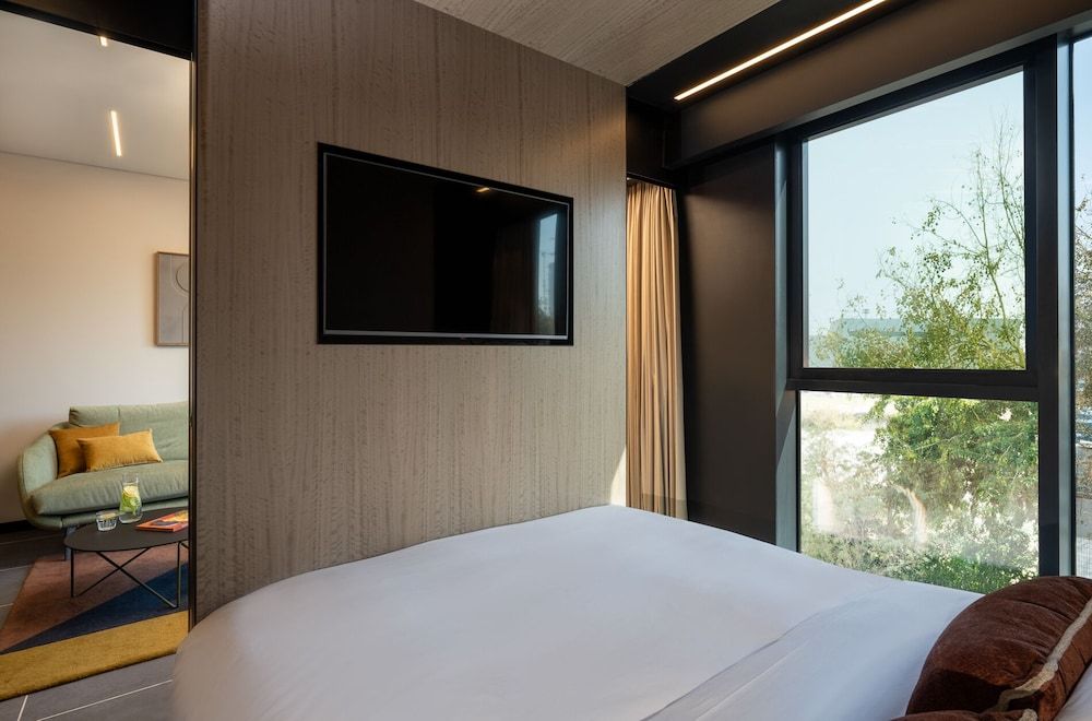 master Bat Yam Suite, 1 Bedroom 2