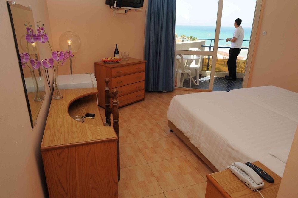 Economy Double or Twin Room, Ocean View