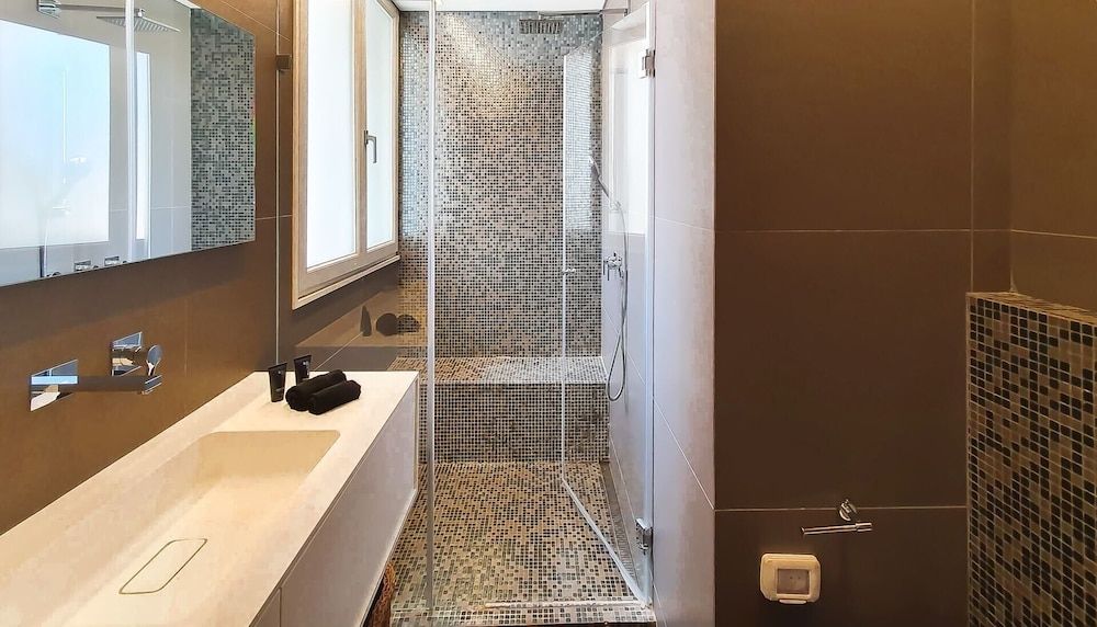Beautiful Apt Neve Tzedek Terrace N11 Apartment (2 Bedrooms) 5
