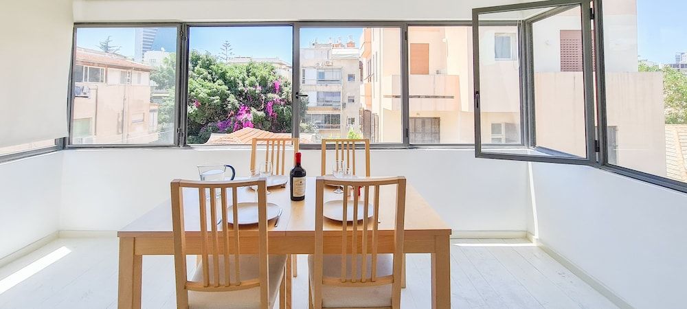 Modern Apt Rothschild Very Central TL7 Apartment (1 Bedroom) 2