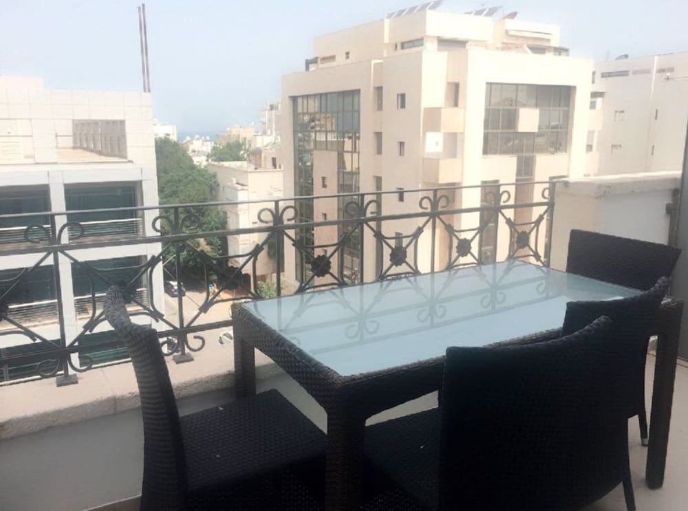 undefined TLV Suites Triplex Penthouse With pool 7
