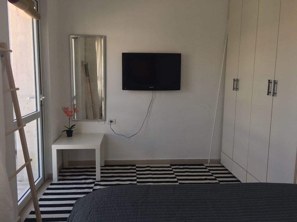 TLV Suites Triplex Penthouse With pool Exclusive Penthouse, 2 Bedrooms 9