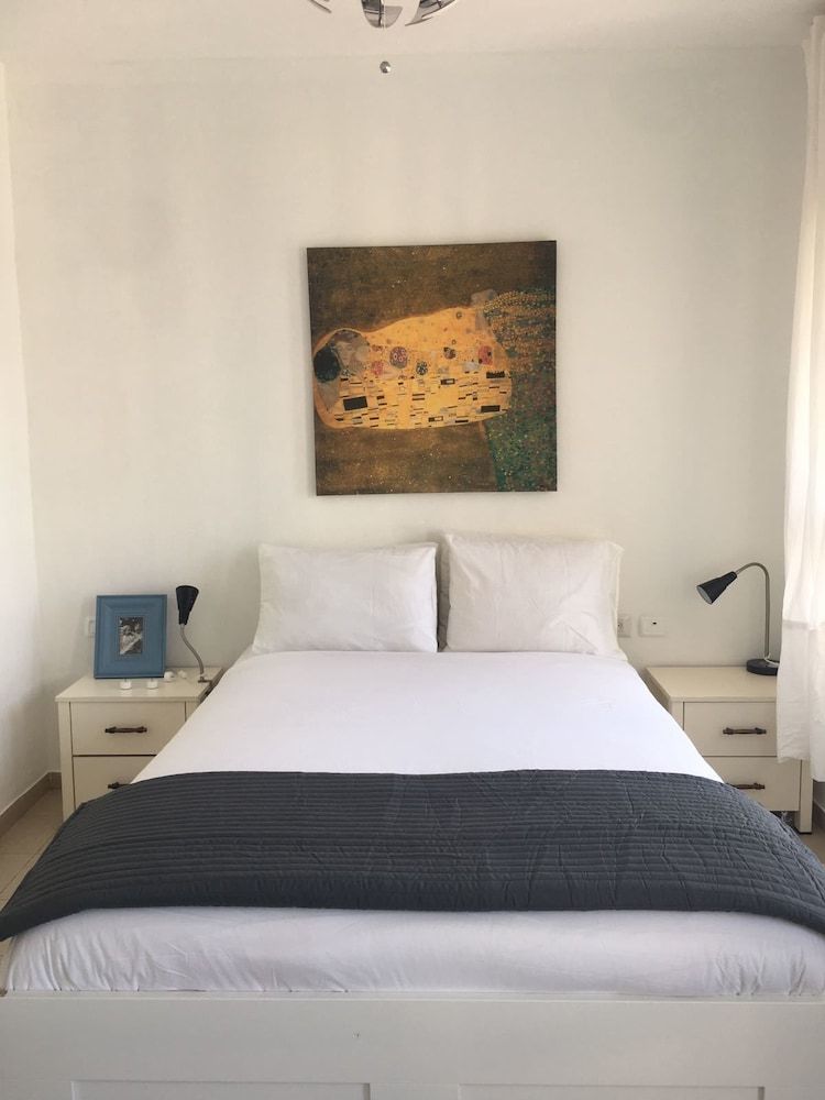 undefined TLV Suites Triplex Penthouse With pool 5