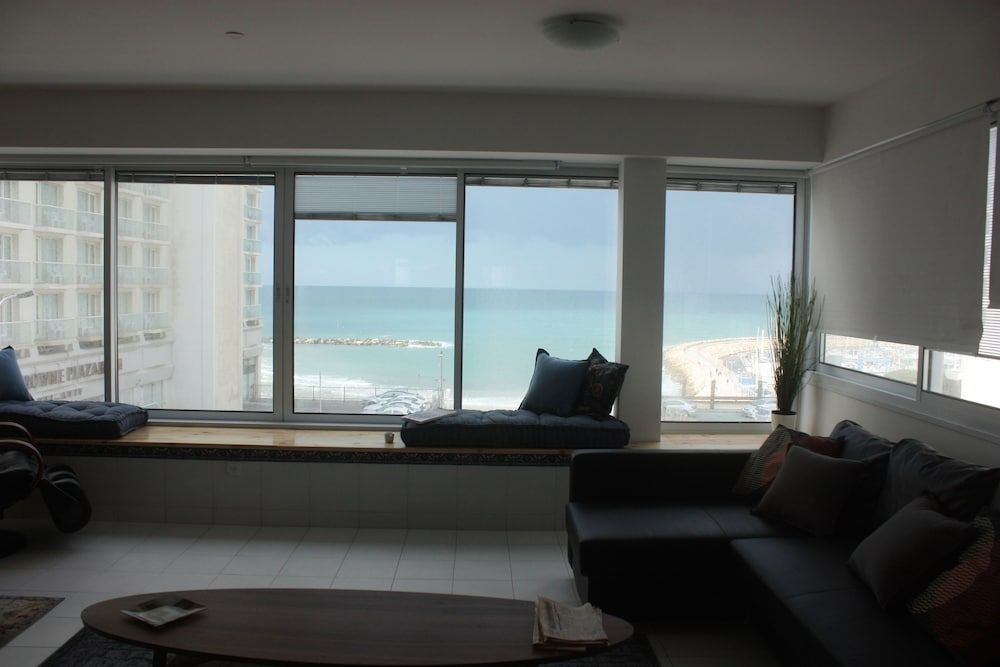 undefined TLV Suites on the beach 8