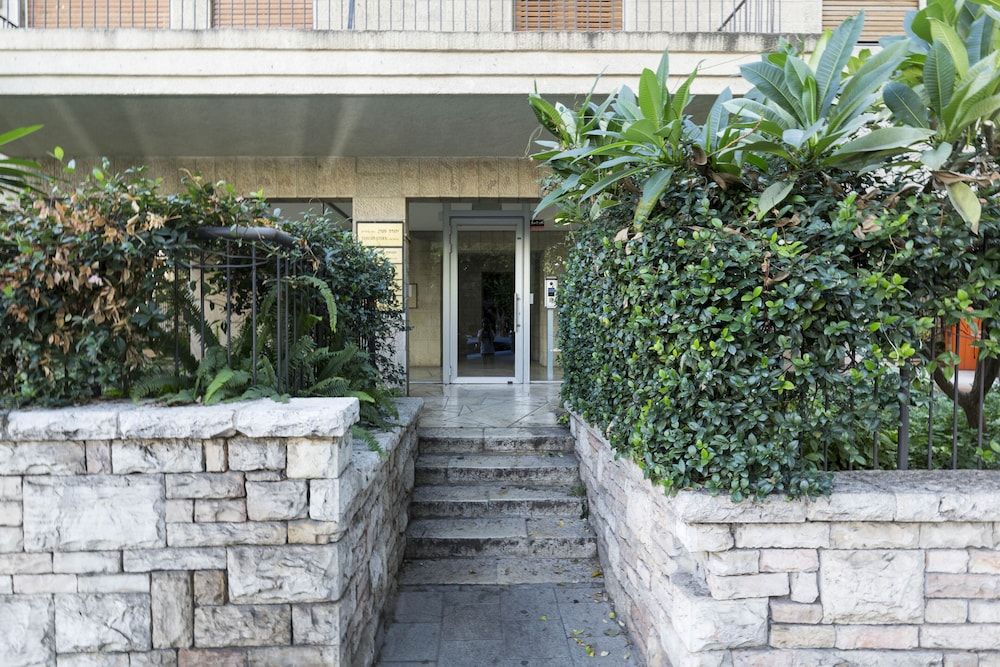 undefined Diz 3 By TLV2rent 4