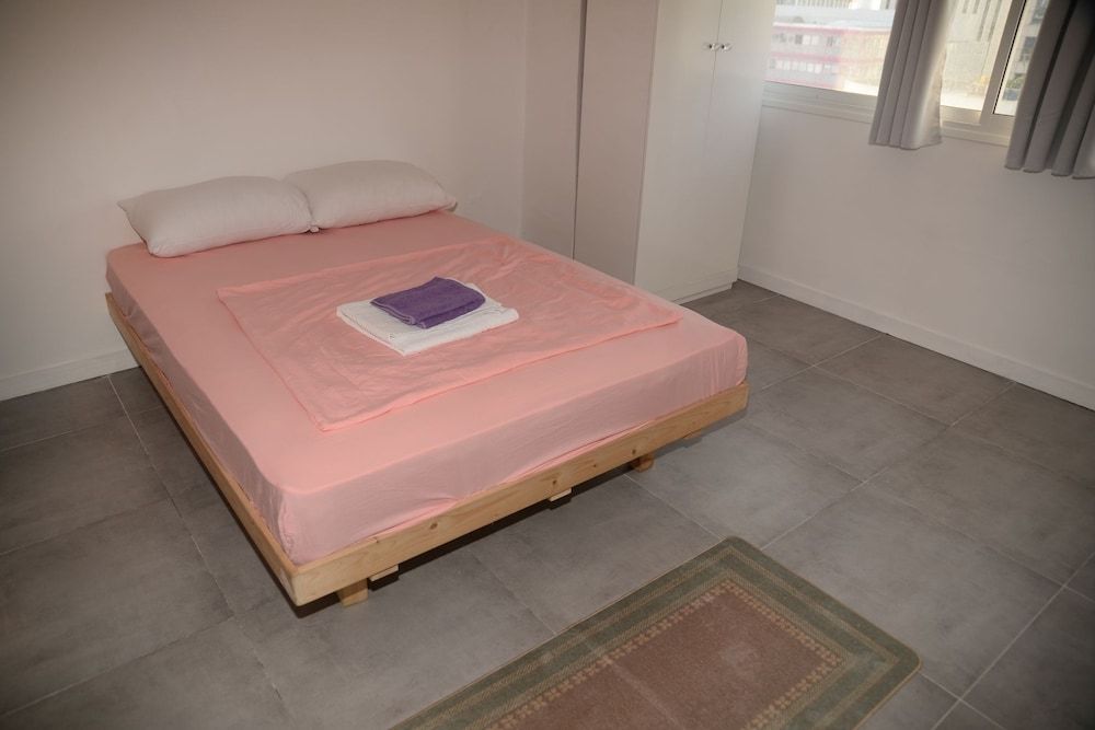 undefined Rooftop Apartment Overlooking Rothschild 4