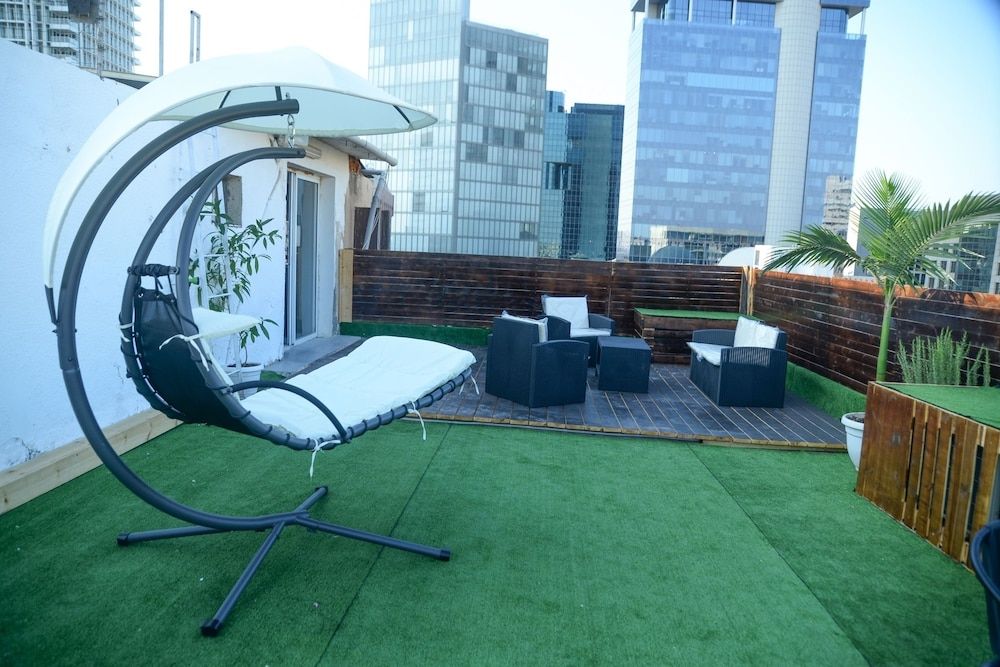 Rooftop Apartment Overlooking Rothschild Apartment, Balcony, City View 2