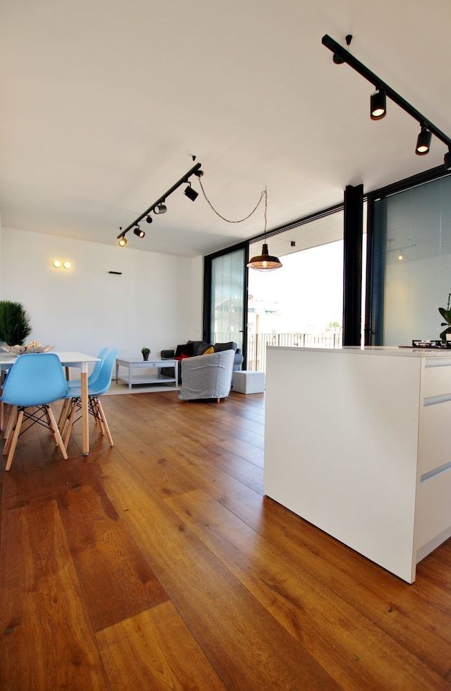 Hilton Beach new Spectacular 2BR Terrace Luxury Apartment, Multiple Beds 10