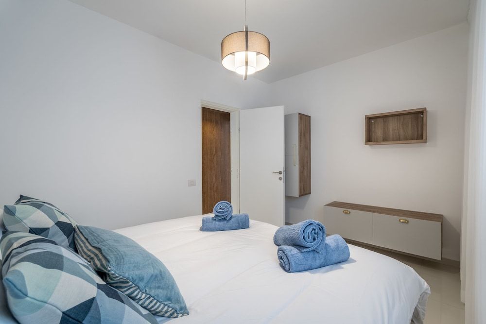 undefined Front of Beach -Luxurious Residence 4