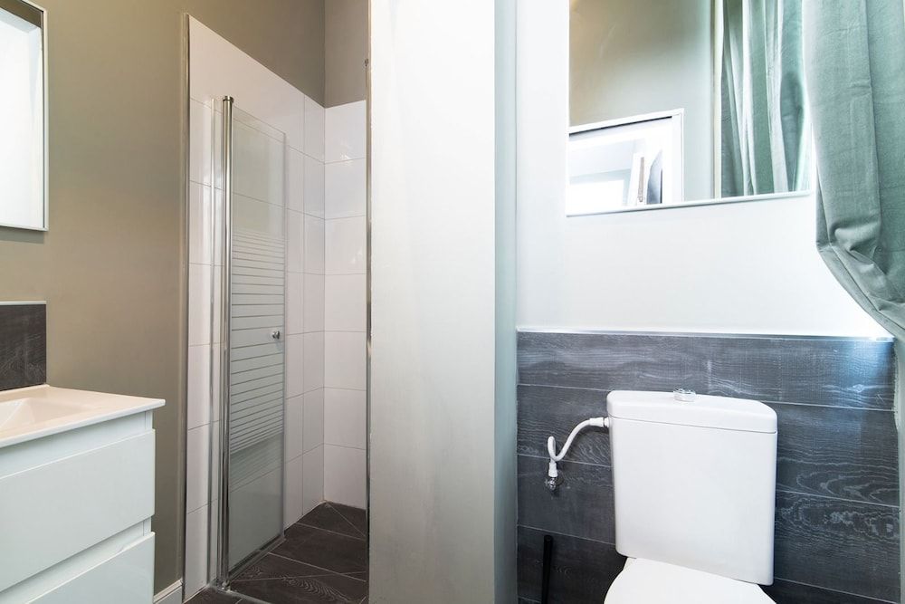 Talnet Apartment Luxury Apartment, 1 Queen Bed, City View 11