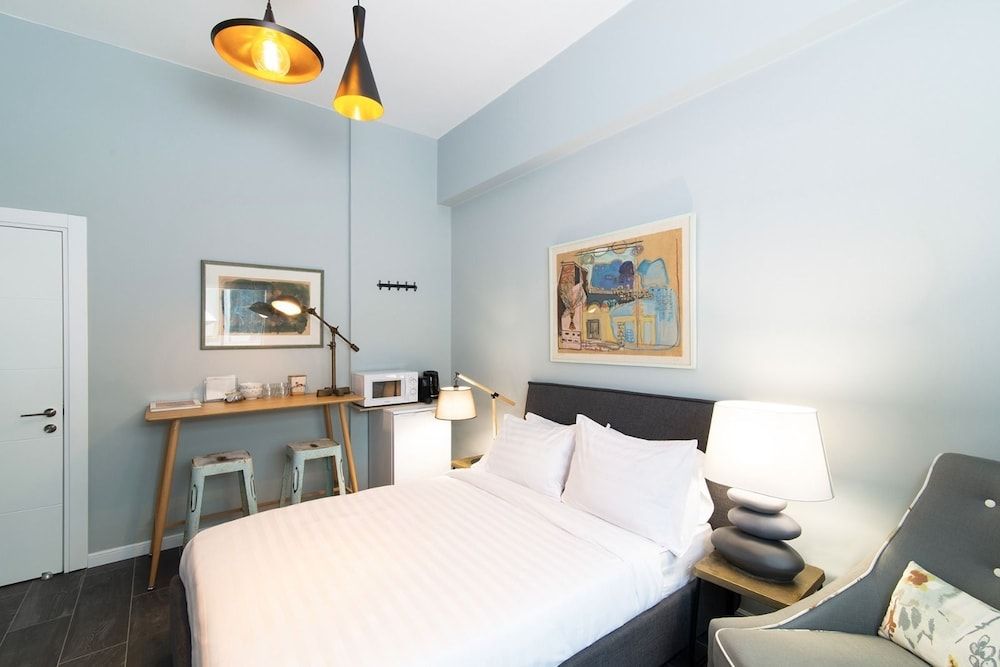 Talnet Apartment Classic Studio, 1 Queen Bed, City View 7