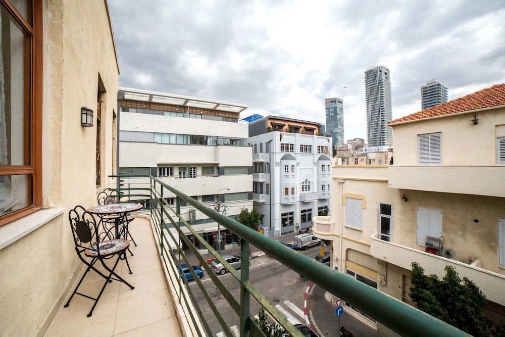JI Neve Tzedek Tel Aviv Superior Apartment, Multiple Beds, Non Smoking, City View 2