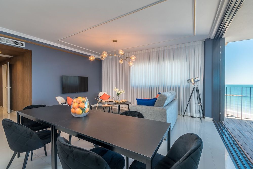 undefined Front of Beach - Trumpeldor Street 8