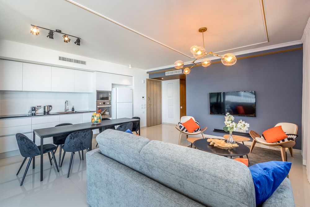 Front of Beach - Trumpeldor Street Deluxe Apartment, Multiple Beds, Non Smoking, Sea View 14