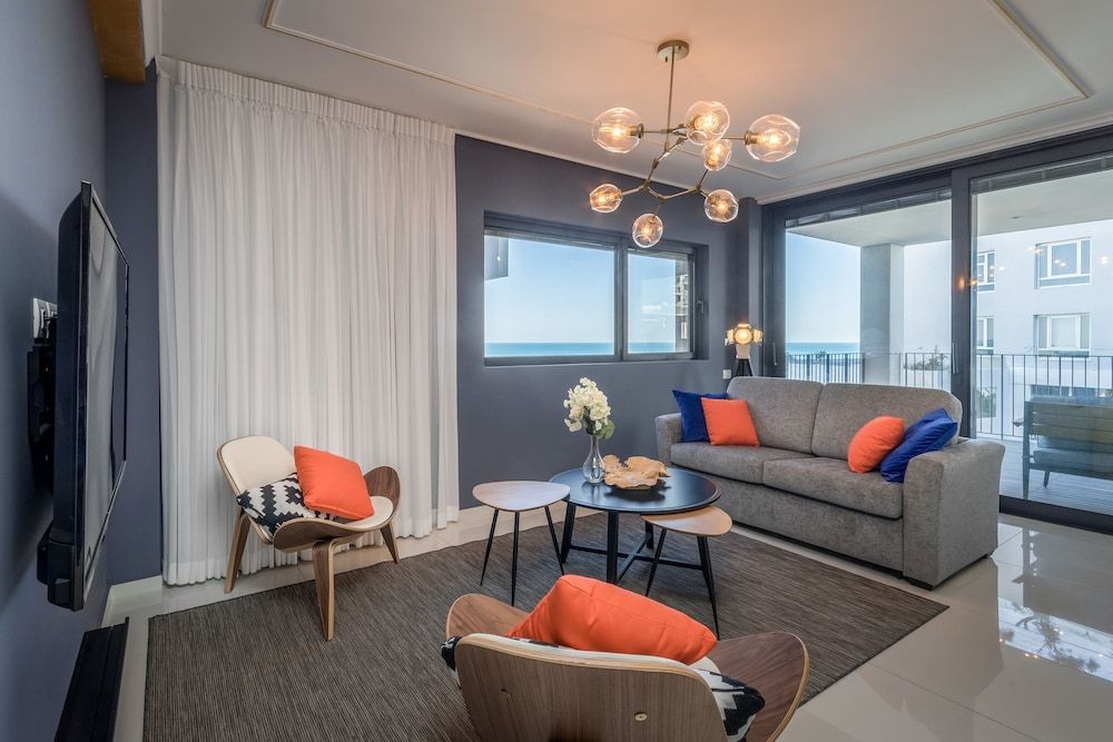 Front of Beach - Trumpeldor Street Deluxe Apartment, Multiple Beds, Non Smoking, Sea View 13