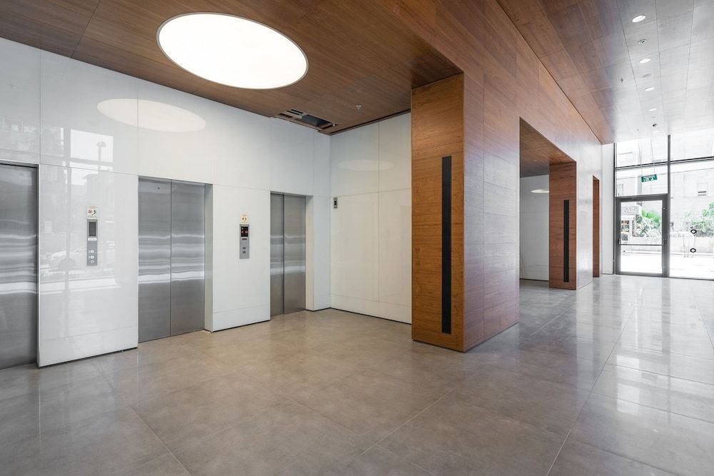 undefined Front of Beach next to RoyalBeach Hotel 4