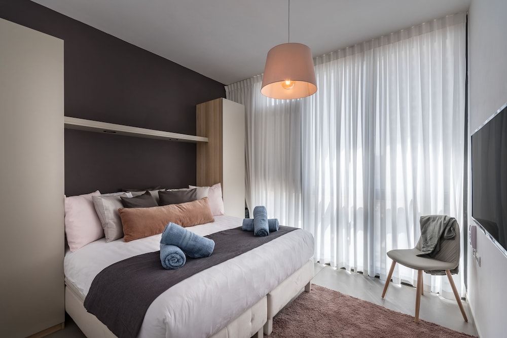 undefined Front of Beach next to RoyalBeach Hotel 8