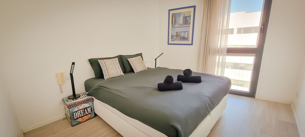 undefined Design Apt Parking Included 2BDR TL30 7