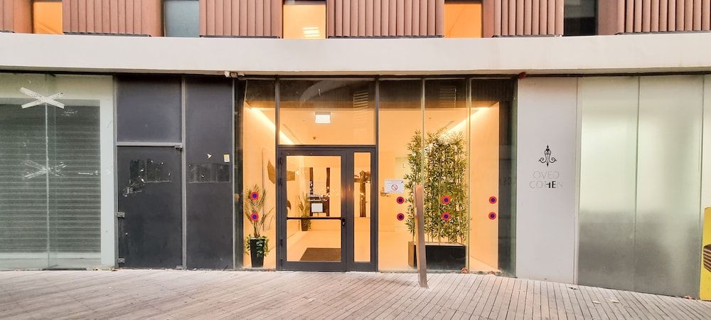 undefined Design Apt Parking Included 2BDR TL30 4