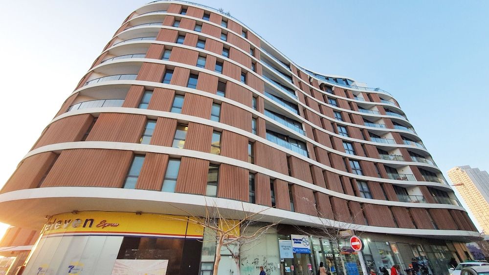 undefined Design Apt Parking Included 2BDR TL30 3