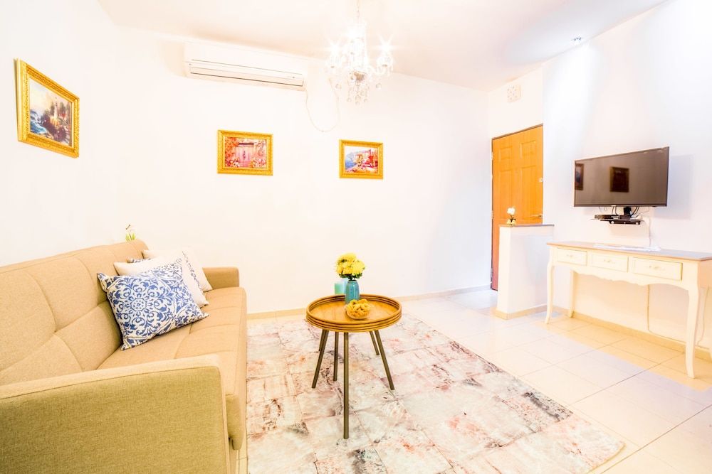 Premium Suites On Beach Ben Yehuda 60B Studio, 1 Double Bed with Sofa bed, Non Smoking 9