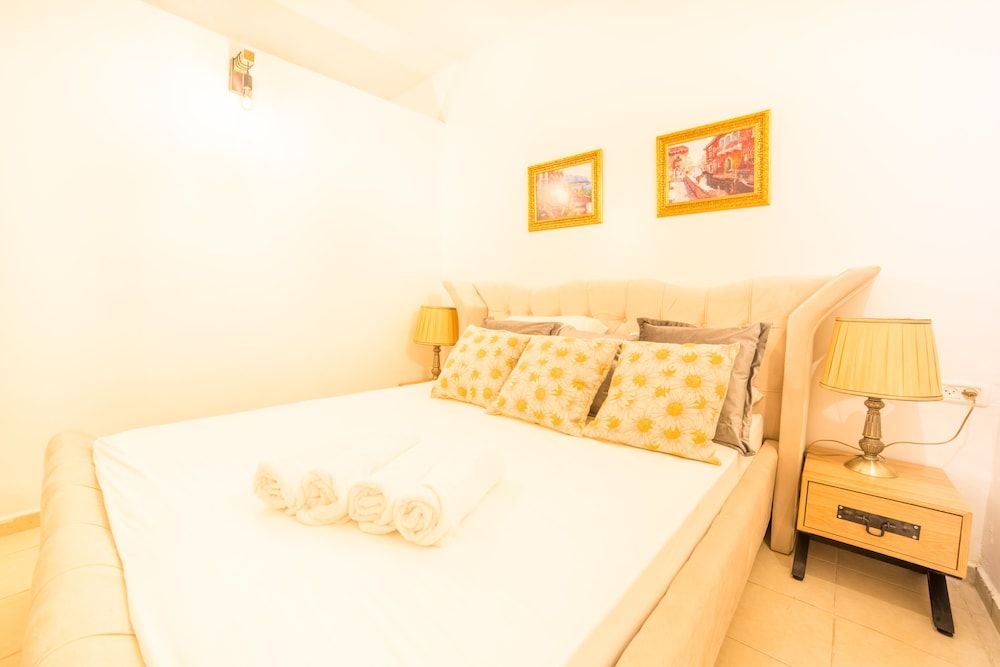 undefined Premium suites on Beach Ben Yehuda 43 6