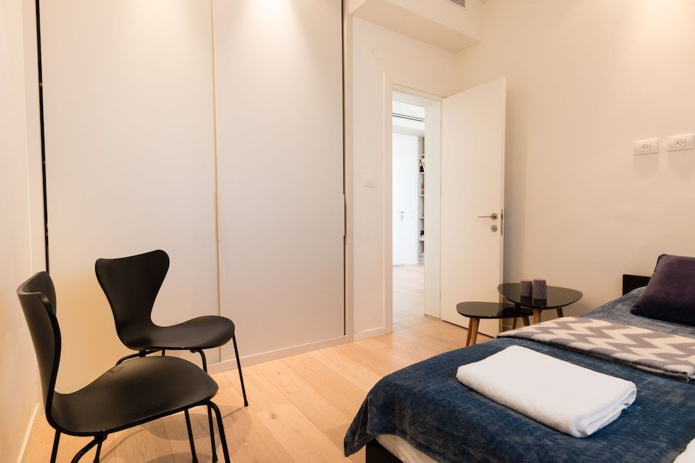 Live like Royalty in TLV DLX 2 Floor Apt Apartment, 4 Bedrooms 15