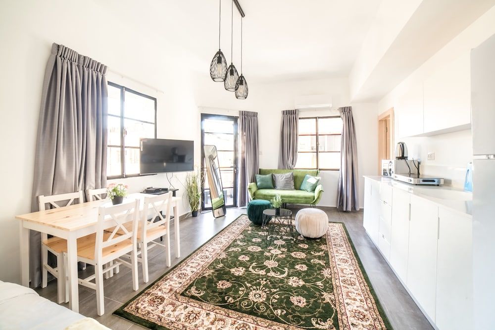 undefined JI Tel Aviv Center 9