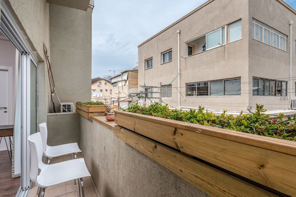 undefined Carmel Star 7