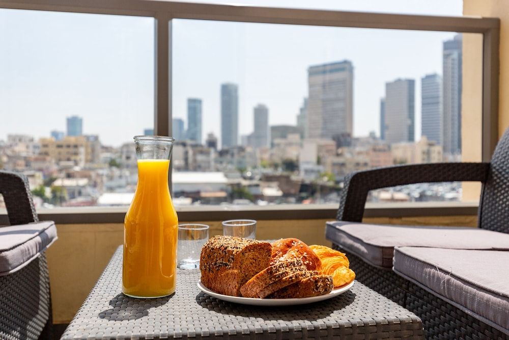 undefined Beautiful Apt by the Beach - 2BDR- TL38 4