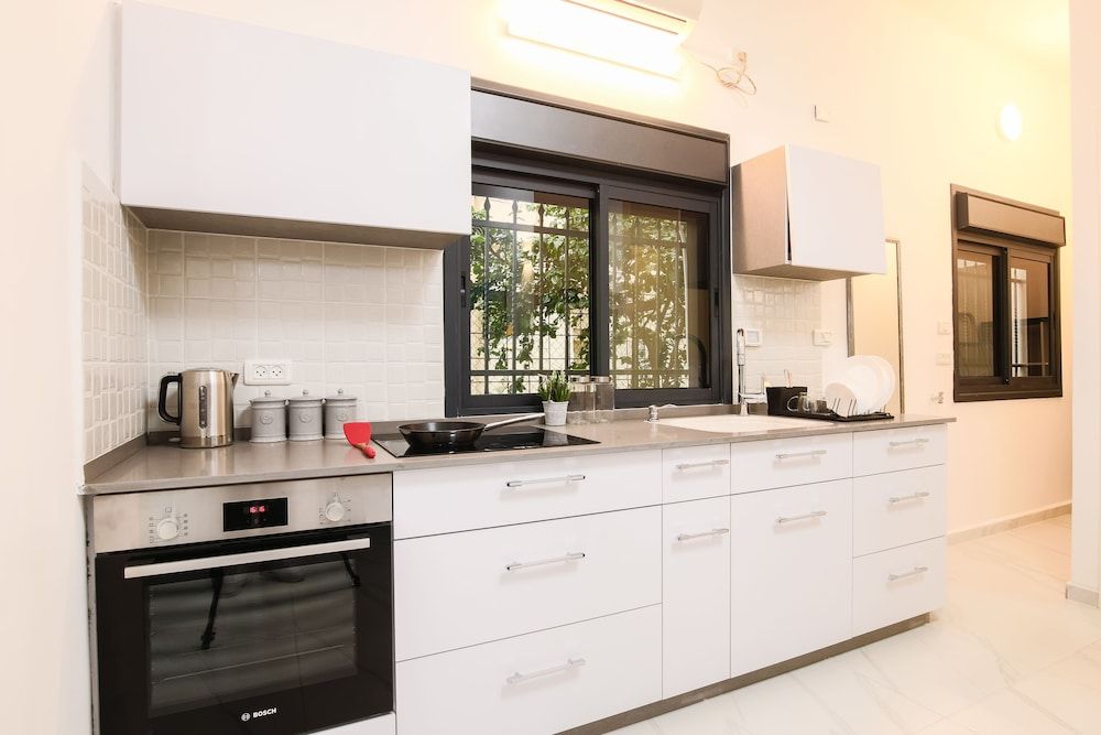 undefined 1 BR with Patio in City Center by FeelHome 9