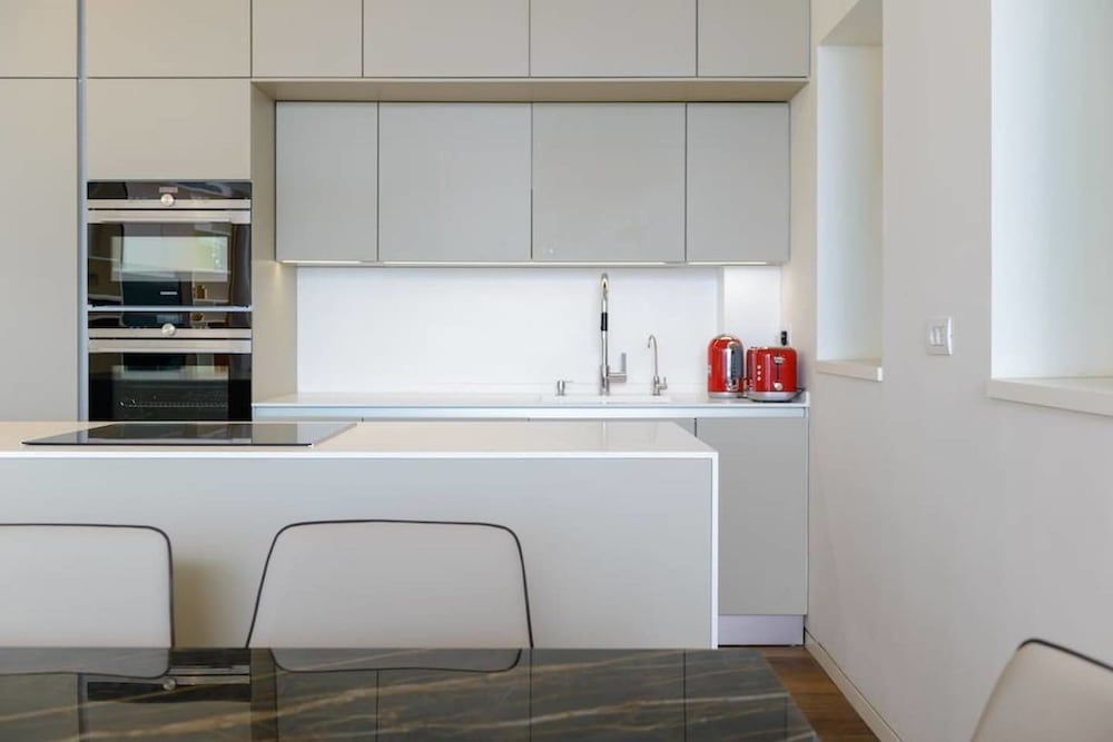 undefined Luxury 2BR on the water by HolyGuest 9